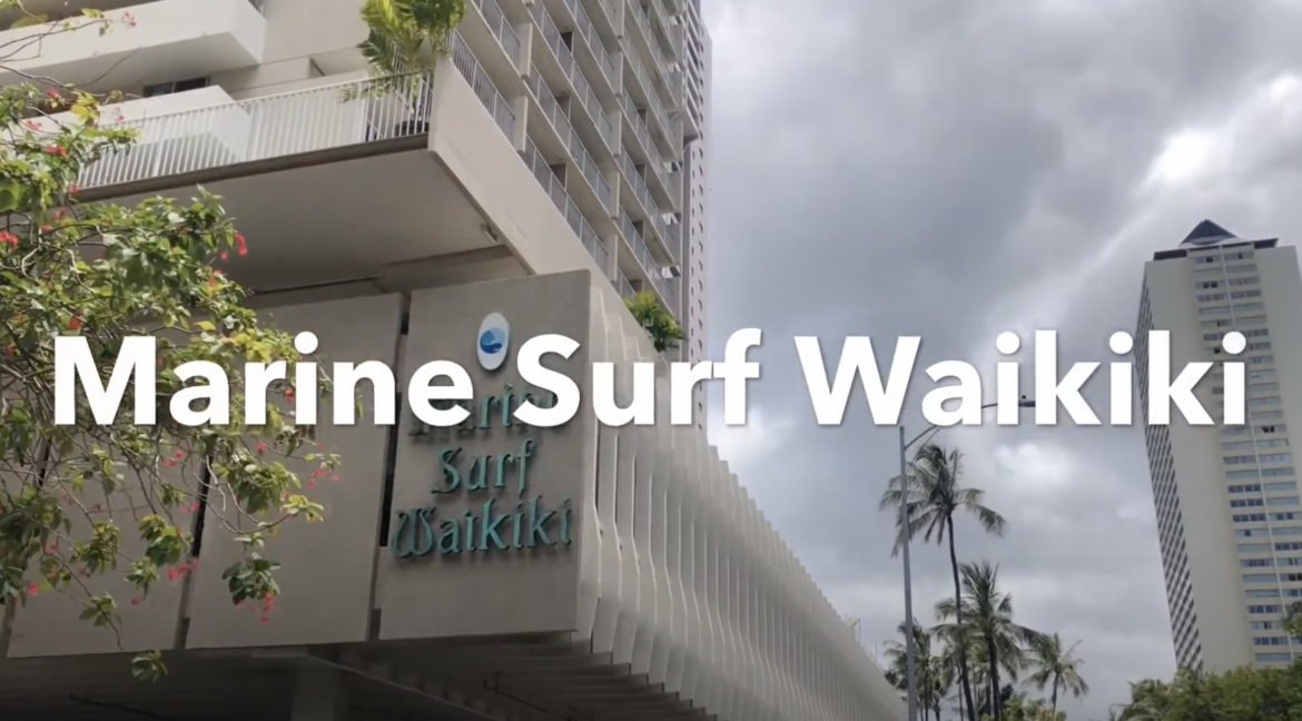 marine surf Waikiki showing